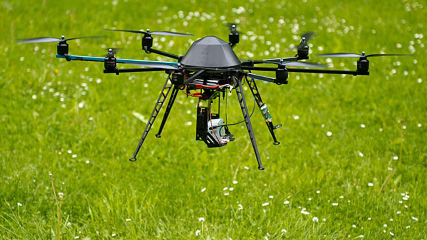 Amazon plant, in wenigen Jahren ähnliche Mini-Drohnen wie diesen "Octocopter" zu nutzen