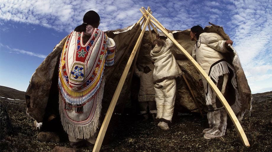 Die Eskimos leben in Iglus: Stimmt nicht. Die Eskimos wohnen eher in Hütten und Zelten.