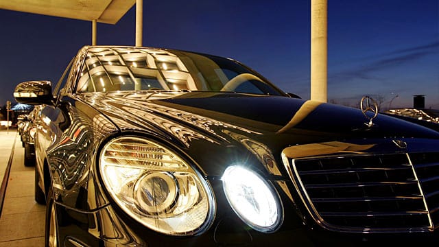 Die Fahrbereitschaft des Bundestages steht den Abgeordneten Tag und Nacht zu Diensten Die Fahrbereitschaft des Bundestages steht den Abgeordneten Tag und Nacht zu Diensten