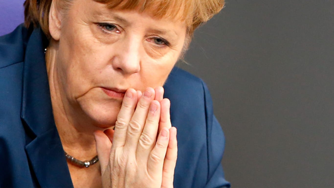 Nach SPD-Chef Sigmar Gabriel bekommt jetzt auch Kanzlerin Angela Merkel Gegenwind aus der Partei.