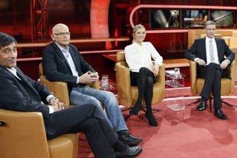 Günther Jauch mit seinen Gästen, u.a. Ranga Yogeshwar, Günter Wallraff und Laura Karasek.