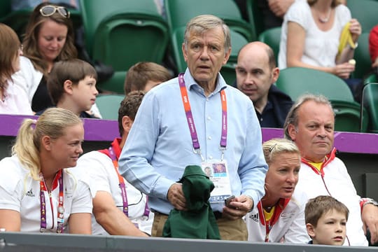 Ärger um Ex-DTB-Präsident Waldenfels (hier in der Trainerbox von Angelique Kerber bei den Olympischen Spielen 2012).