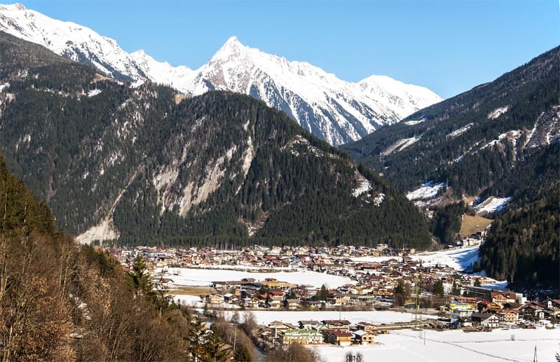 Und über Platz 3 können sich die Hotels in Mayrhofen in Österreich freuen.