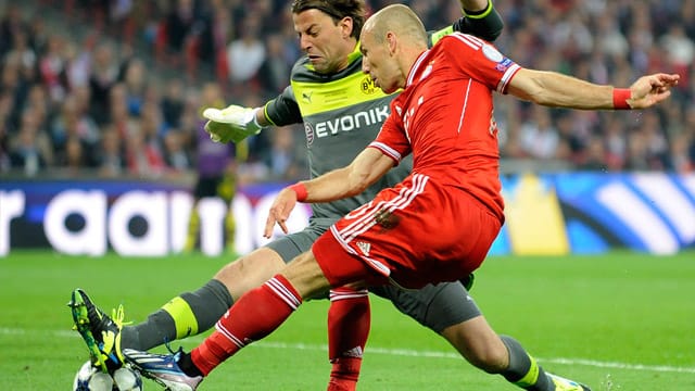 In der letzten Saison trafen Bayern München und Borussia Dortmund erst im Finale aufeinander. In der letzten Saison trafen Bayern München und Borussia Dortmund erst im Finale aufeinander.