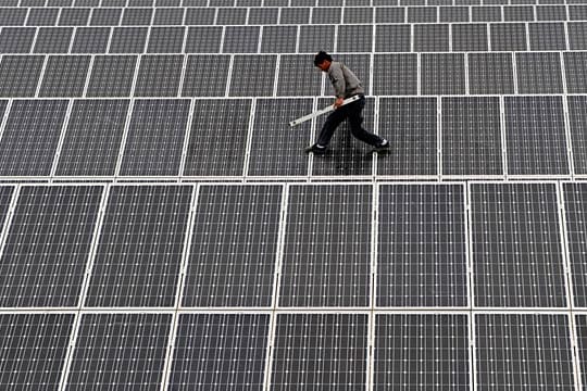 Die Chinesen mischen immer häufiger im Solargeschäft mit