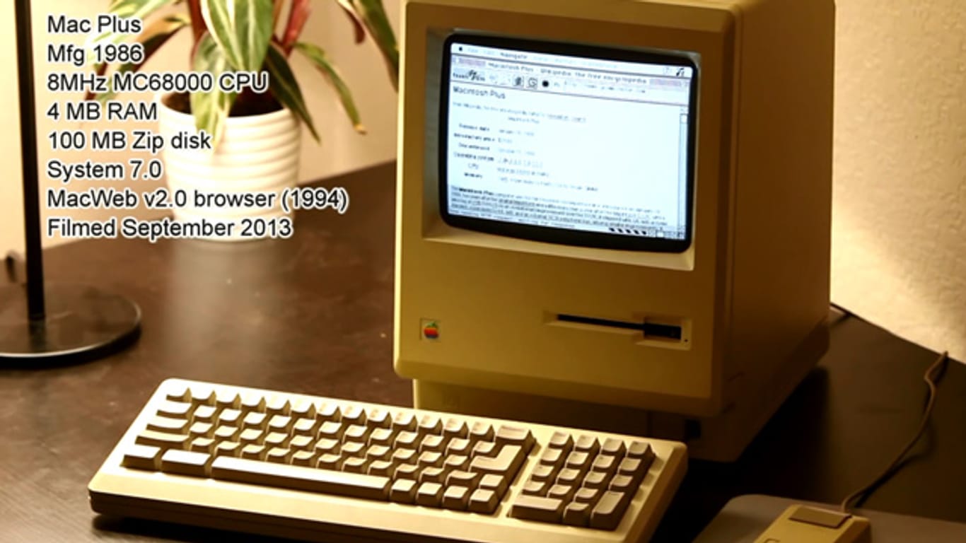 Ein amerikanischer Programmierer hat einen 27 Jahre alten Apple-PC für das Internet fit gemacht.