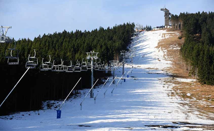 Das Skigebiet "Sonnenhang" wurde für zwölf Millionen Euro erneuert, die Neueröffnung war für den 14. Dezember geplant.
