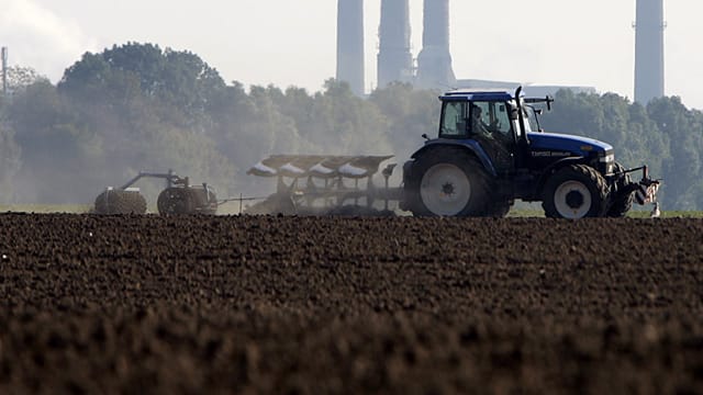 Zurück zum Agrarstaat? Eine Studie zeigt, dass sich Deutschland de-industrialisiert