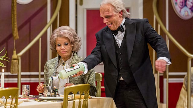 Annette Frier und Ralf Schmitz im Sketch "Dinner for One - op Kölsch"