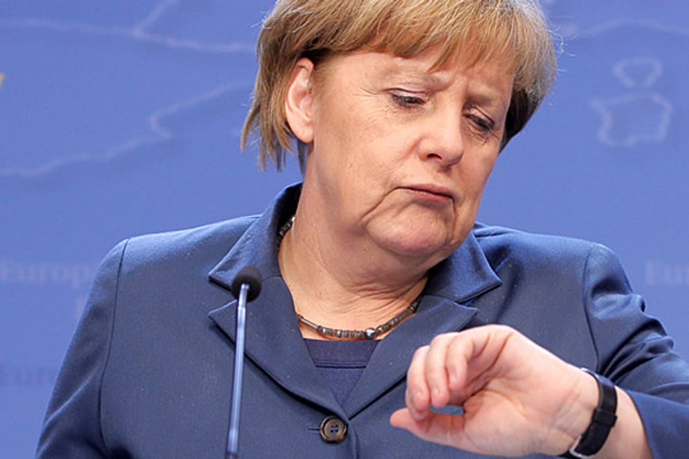 Bundeskanzlerin Angela Merkel (CDU) in Brüssel: Geplante Wirtschaftsreformen dauern noch etwas länger