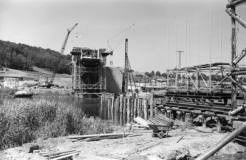A 3 Frankfurt – Würzburg, Bau der Mainbrücke Bettingen, 1959 www.landesarchiv-bw.de A 3 Frankfurt – Würzburg, Bau der Mainbrücke Bettingen, 1959 www.landesarchiv-bw.de
