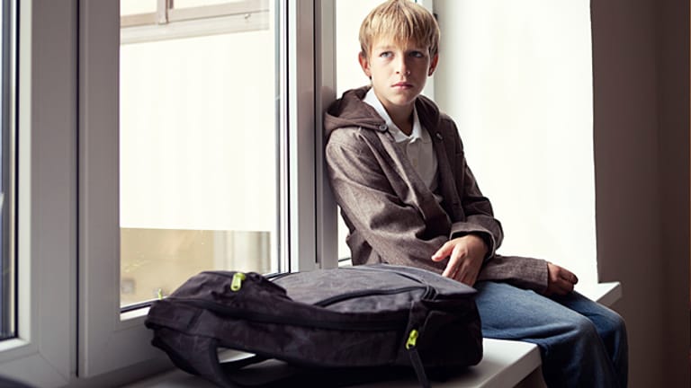 Trotz Schulpflicht können Kinder in Deutschland vom regulären Unterricht ausgeschlossen werden.