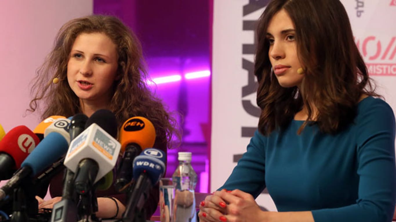 Maria Aljochina (links) und Nadeschda Tolokonnikowa wollen sich auch künftig für Menschenrechte einsetzen