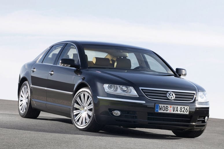 VW Phaeton, hier ein Modell von 2004 mit langem Radstand