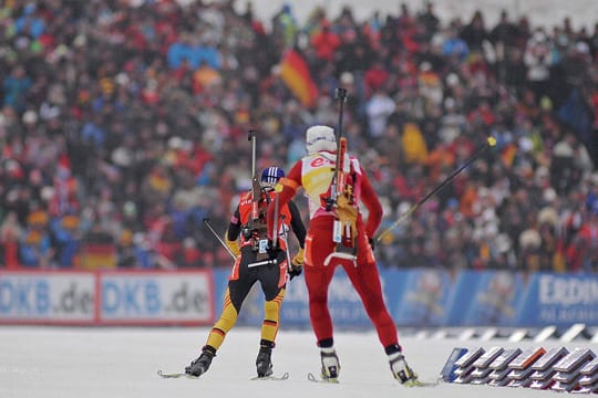 Gehen die Biathleten bald wieder in Deutschland auf Medaillenjagd? Oberhof hofft auf eine Zusage für die WM im Jahr 2020 oder 2021.