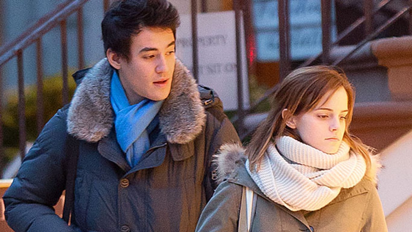 Emma Watson und Will Adamowicz beim Spaziergang in New York.