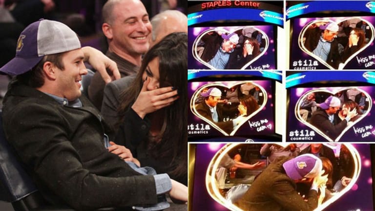 Ashton Kutcher und Mila Kunis wurden während eines Basketballspiels von der "Kiss-Cam" voll erwischt.