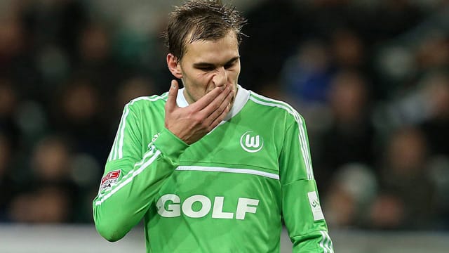 Der Doppelpack von VfL-Stürmer Bas Dost reicht nicht zum Sieg.