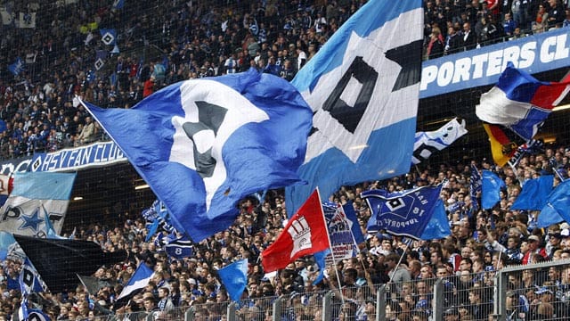 Die Mitglieder des Hamburger SV entscheiden im Januar über die Zukunft des Vereins. Die Mitglieder des Hamburger SV entscheiden im Januar über die Zukunft des Vereins.