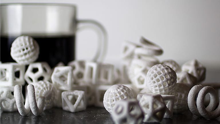 Der Zucker-Drucker ChefJet 3D druckt süßes Naschwerk in kuriosen Formen.
