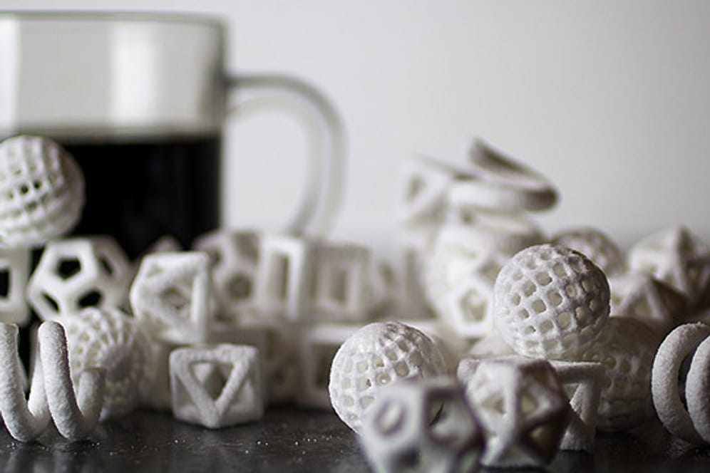 Der Zucker-Drucker ChefJet 3D druckt süßes Naschwerk in kuriosen Formen.