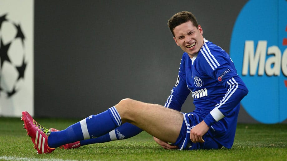 Julian Draxler verletzte sich im Champions-League-Spiel gegen den FC Basel am linken Oberschenkel. Julian Draxler verletzte sich im Champions-League-Spiel gegen den FC Basel am linken Oberschenkel.