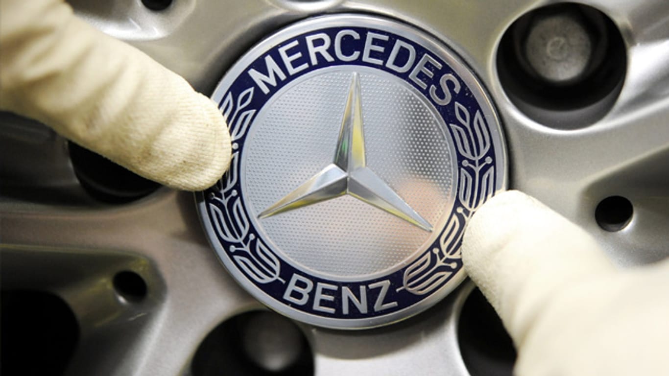 Daimler bleibt trotz Absatz-Rekords hinter dem Rivalen BMW