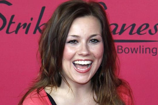 Neue Krankenschwester in der "Sachsenklinik": Sarah Tkotsch steigt bei "In aller Freundschaft" ein.