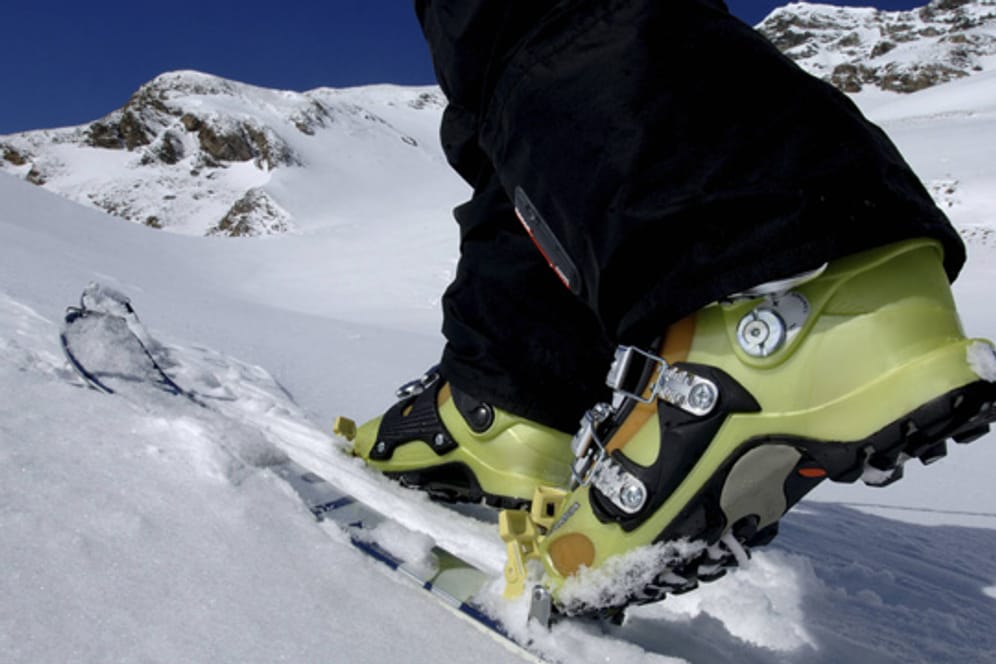 Für eine lange Lebensdauer Ihrer Skischuhe sollten Sie auf die richtige Lagerung und Pflege achten.