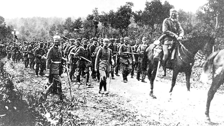 Deutsche Truppen marschieren über die Grenze nach Frankreich - ohne klares Ziel vor Augen?