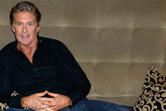 Der ehemalige "Baywatch"-Star David Hasselhoff bekommt eine eigene Talkshow in Schweden.