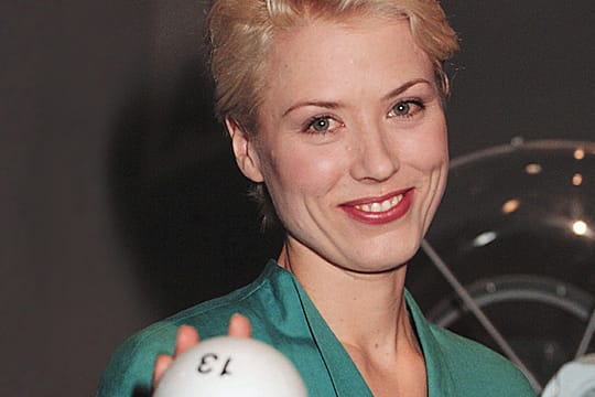 Franziska Reichenbacher bei der "Ziehung der Lottozahlen" im Jahr 1998.