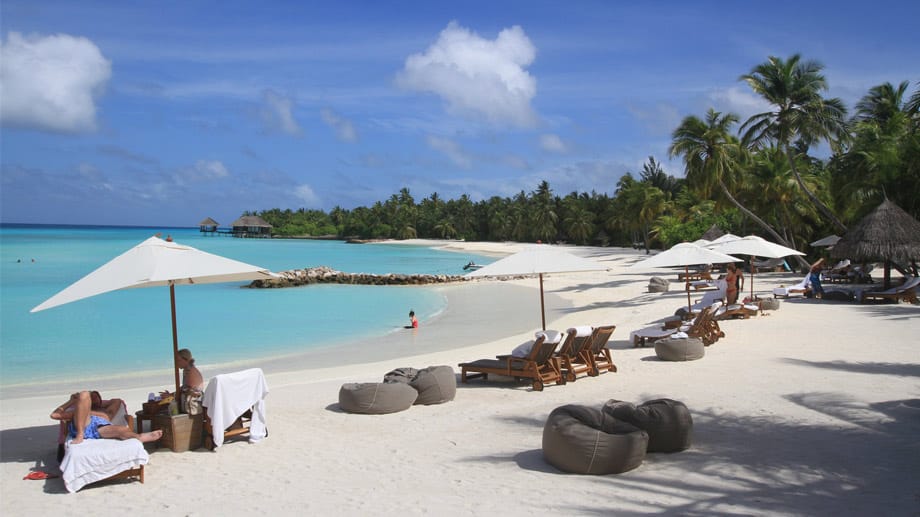 Gestiegene Ansprüche: Mittlerweile sind die meisten Ferienanlagen auf den Inseln im Indischen Ozean höchst komfortabel - hier das "One & Only Resort Reethi Rah".