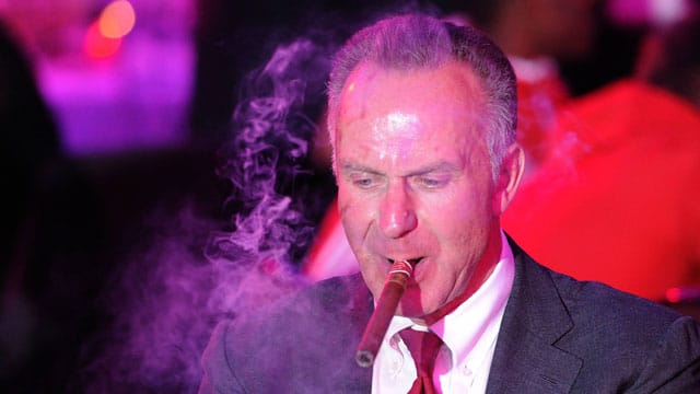 Karl-Heinz Rummenigge lässt kurz vor dem Rückrundenstart noch einmal Dampf ab. Karl-Heinz Rummenigge lässt kurz vor dem Rückrundenstart noch einmal Dampf ab.