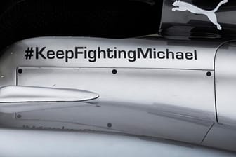 Mercedes soll auf den neuen Silberpfeil eine Botschaft für Michael Schumacher lackieren.