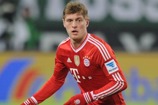 Bayerns Mittelfeld-Profi Toni Kroos würde seinen Vertrag gerne verlängern - zu besseren Konditionen.