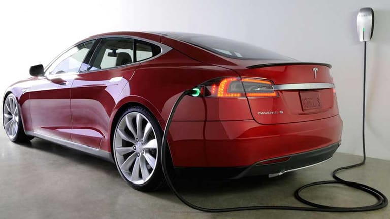 Tesla und Sixt planen gemeinsames Leasing-Angebot für das Model S