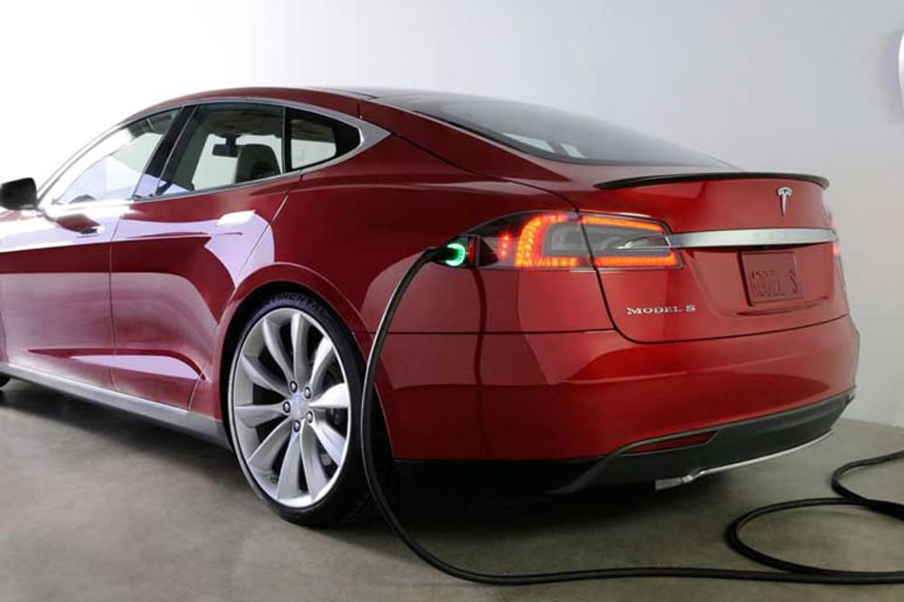 Tesla und Sixt planen gemeinsames Leasing-Angebot für das Model S