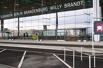 Pannenflughafen Berlin-Brandenburg soll noch teurer werden