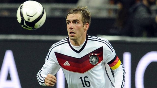 Philipp Lahm ist auch für die Nationalmannschaft als Weltklasse-Sechser unverzichtbar.