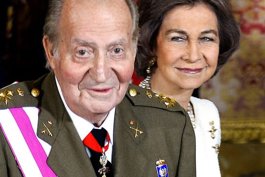 Juan Carlos zahlt Königin Sofía