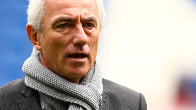 Bert van Marwijk und der HSV stehen unter Druck.