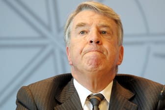 CDU-Schatzmeister Helmut Linssen ist sich offenbar keiner Steuer-Schuld bewusst