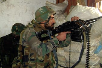 Soldat der syrischen Armee in Homs