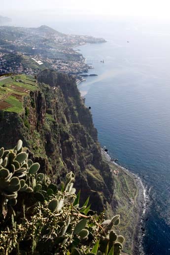Wer Urlaub auf Madeira macht, sollte nicht versäumen, den Cabo Girão zu besuchen.