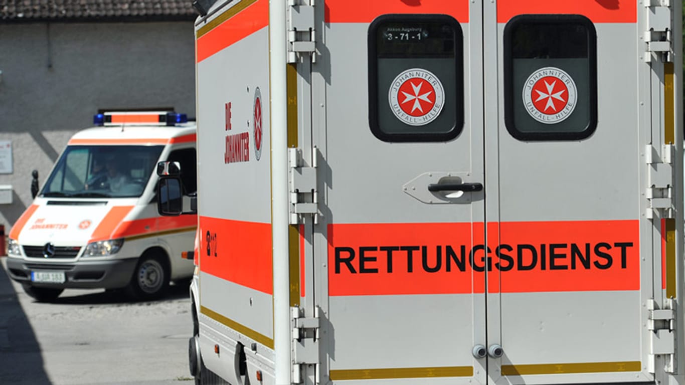 Johanniter-Rettungskräfte wegen demütigenden Fotos fristlos gekündigt