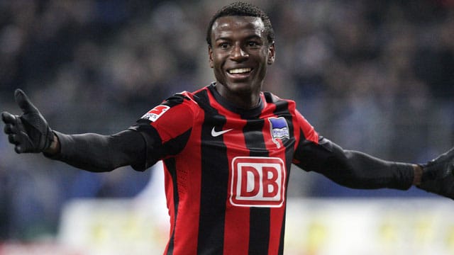 Adrian Ramos läuft ab dem kommenden Sommer wohl im BVB-Trikot auf.