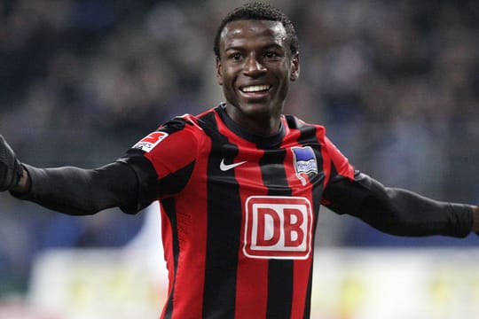 Adrian Ramos läuft ab dem kommenden Sommer wohl im BVB-Trikot auf.