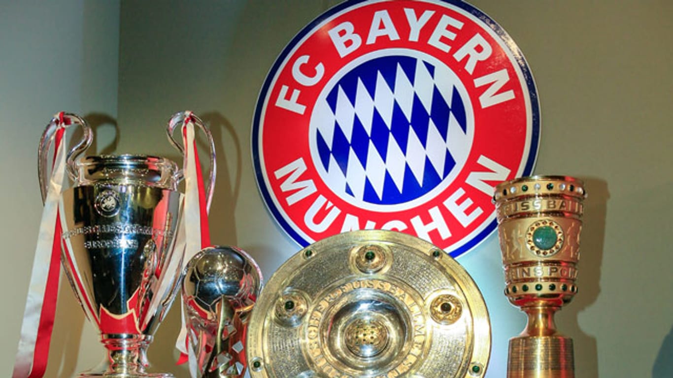 Der Trophäenschrank des FC Bayern quillt über und ein Ende der Titeltriumphe ist nicht in Sicht.