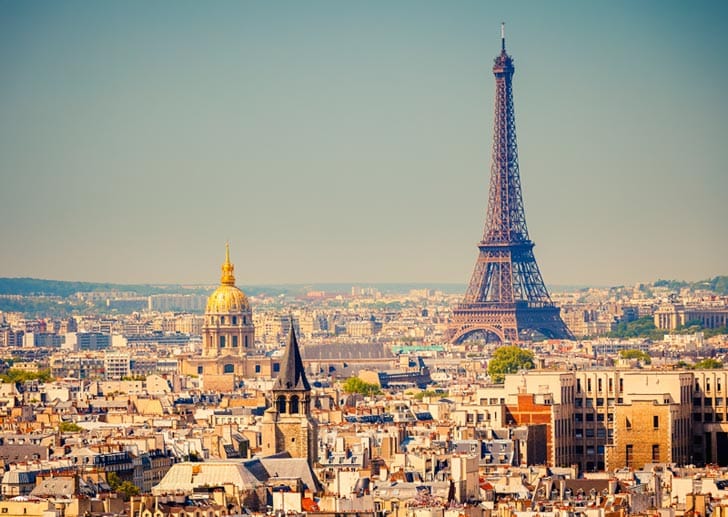 Das unverwechselbare Original: Der 324 Meter hohe Eiffelturm in Paris ist das meistbesuchte Wahrzeichen der Welt. Dabei hätte er ursprünglich nur 20 Jahre stehen sollen.